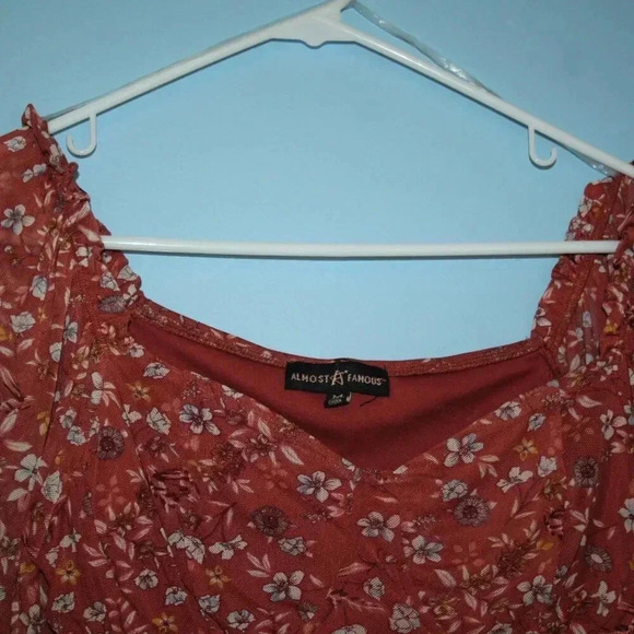 Almost Famous Floral Blouse Top Multicolor Sized Medium - Picture 9 of 15